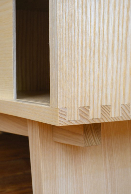 Sideboard - 1.jpg